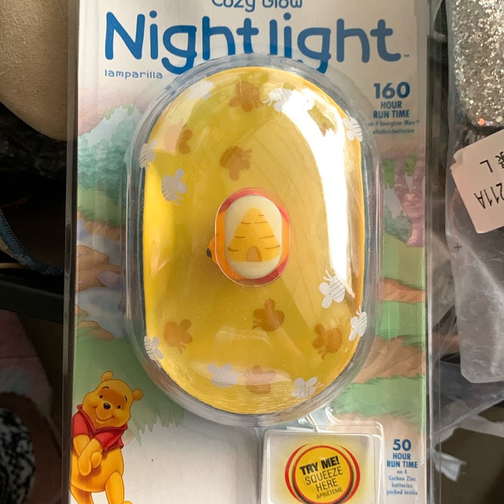NWT Pooh nightlight